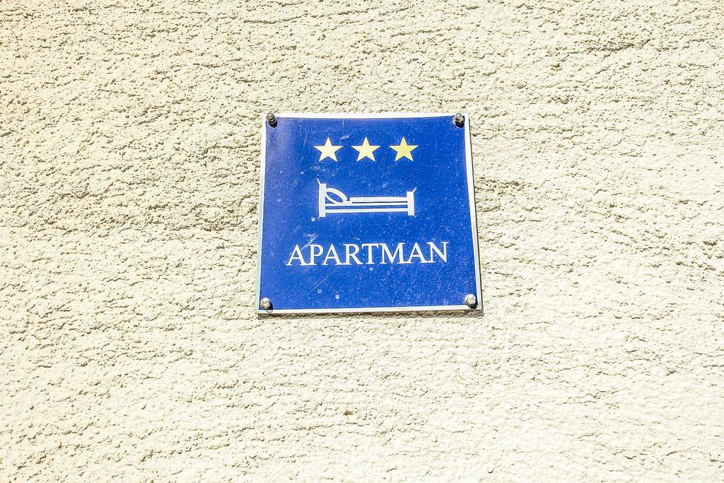 Apartments&Room Babic Kaštela Extérieur photo